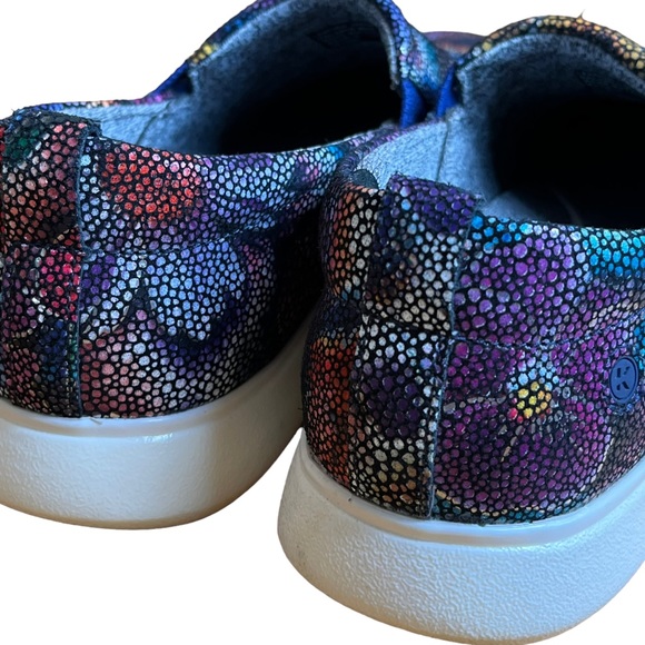 Klogs Leena Hippie Chic Size 7.5 M Black Floral Print Slip Resistant - Picture 8 of 10